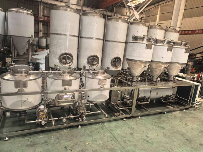 临河数控啤酒设备多少钱一套？新手开精酿酒吧能直接上手吗